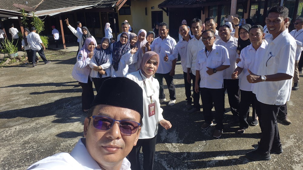 Apel Pagi Perdana Kadis